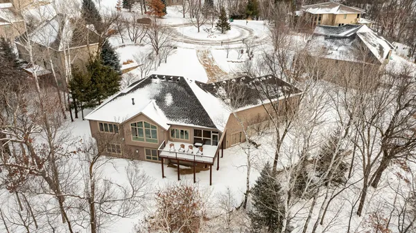 $949,000 | 3153 Frankel Lane Southwest, Rochester, MN 55902