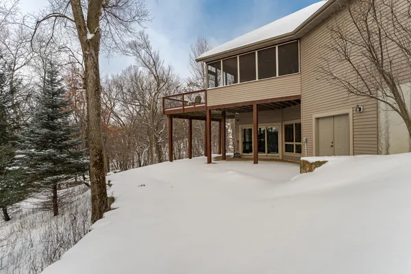 $949,000 | 3153 Frankel Lane Southwest, Rochester, MN 55902