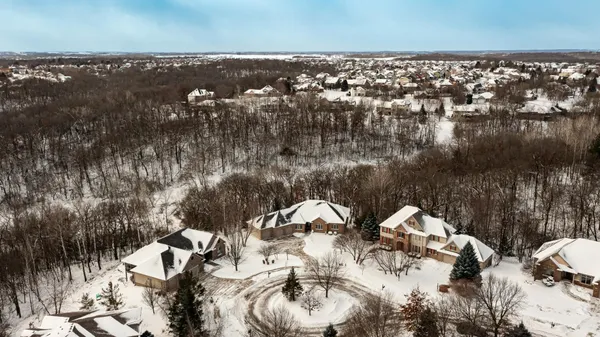 $949,000 | 3153 Frankel Lane Southwest, Rochester, MN 55902