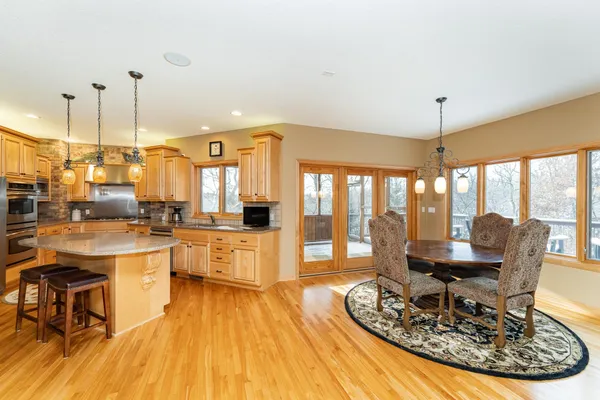 $949,000 | 3153 Frankel Lane Southwest, Rochester, MN 55902