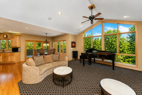 $949,000 | 3153 Frankel Lane Southwest, Rochester, MN 55902
