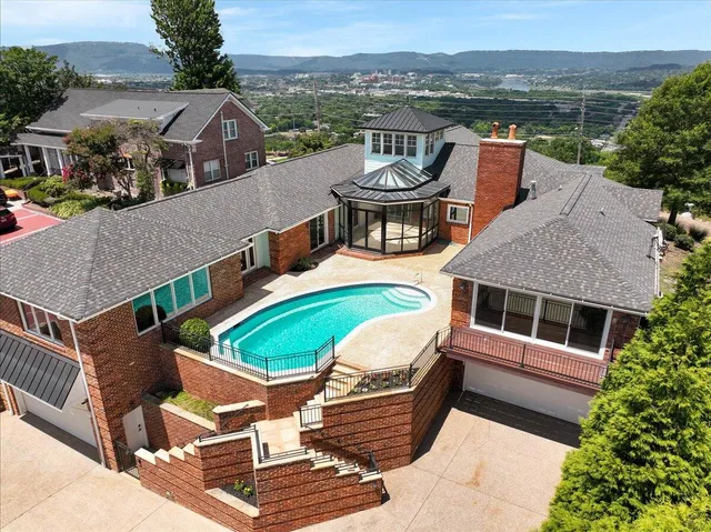 $1,745,000 | 312 North Crest Road, Chattanooga, TN 37404