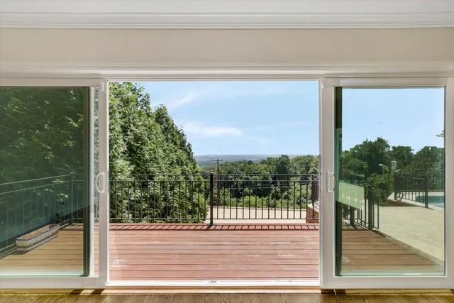 $1,745,000 | 312 North Crest Road, Chattanooga, TN 37404