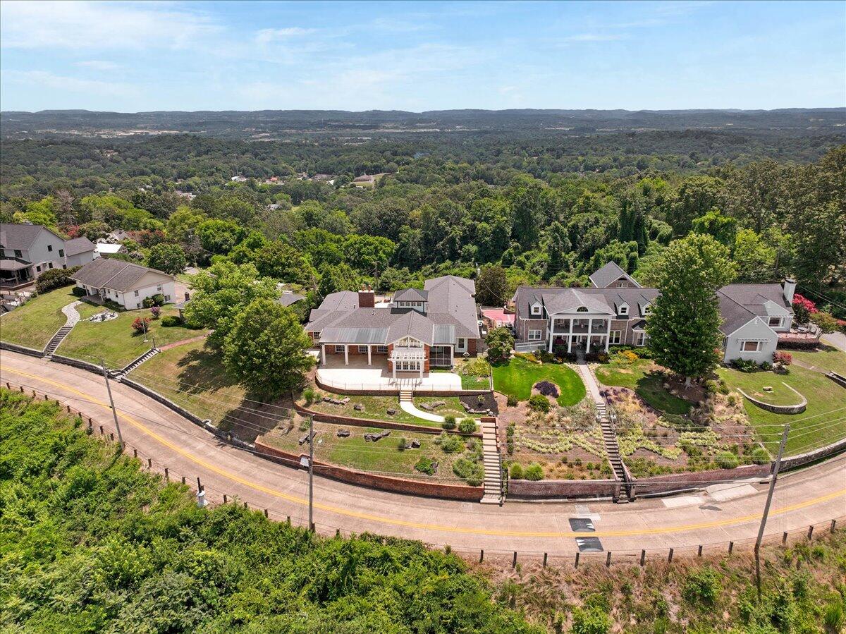 312 North Crest Road Chattanooga, TN 37404 - Photo 65 of 70 65