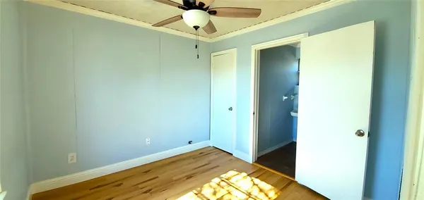 $1,300 | 2604 North Locust Street, Unit 100, Denton, TX 76209