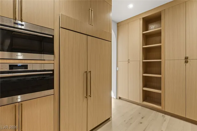 $13,500,000 | 23 Sanctuary Peak Court, Henderson, NV 89012