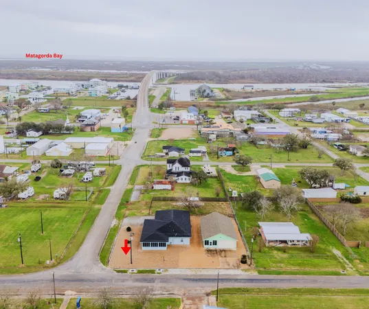 $475,000 | 837 Wightman Street, Matagorda, TX 77457