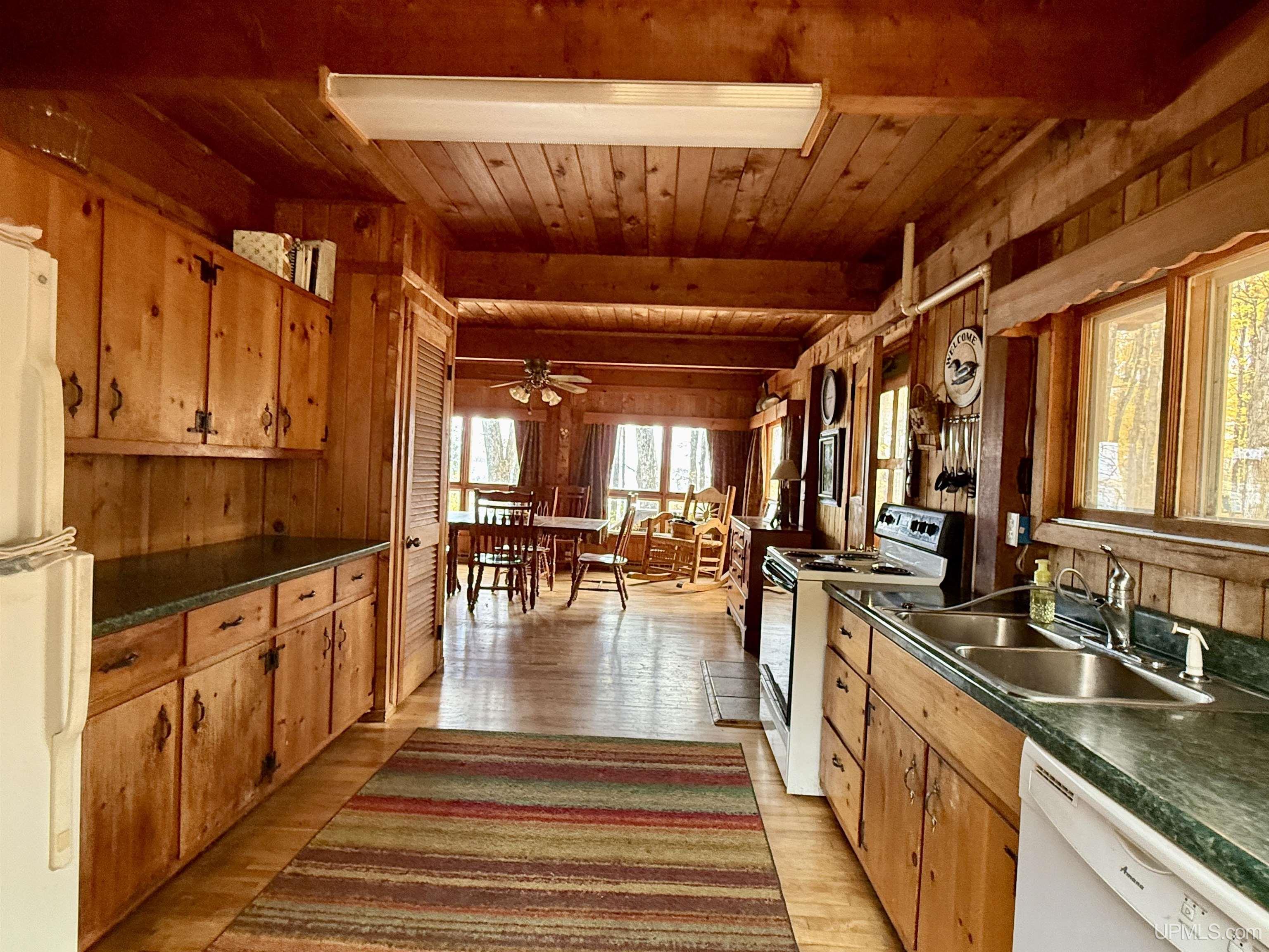 18919 Needle Pointe Road Germfask, MI 49836 - Photo 6 of 40