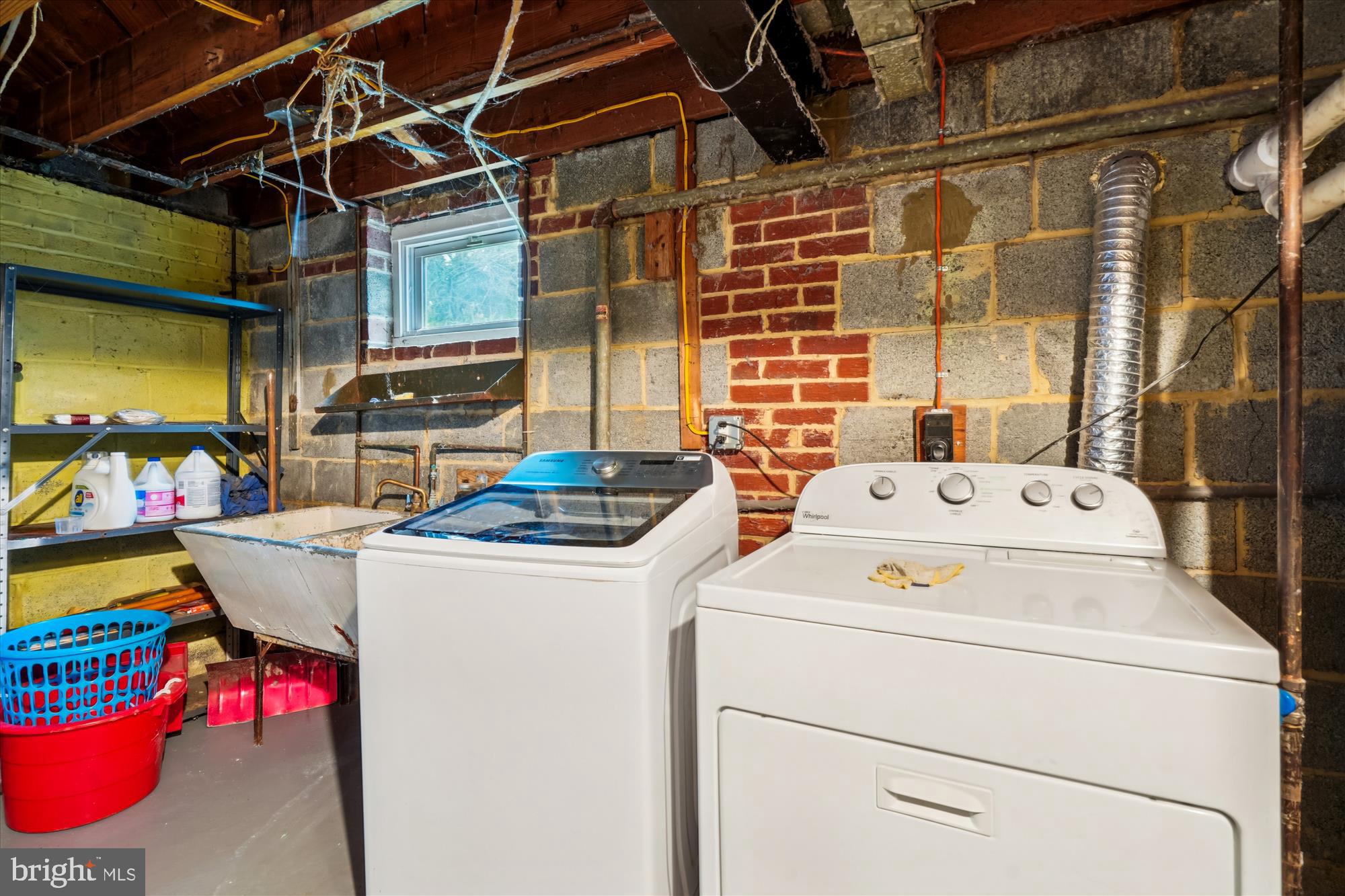 11951 Andrew Street Silver Spring, MD 20902 - Photo 32 of 41 Washer Dryer