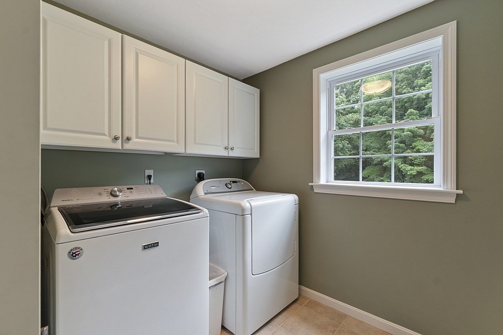 35 Parker Road Shirley, MA 01464 - Photo 21 of 27