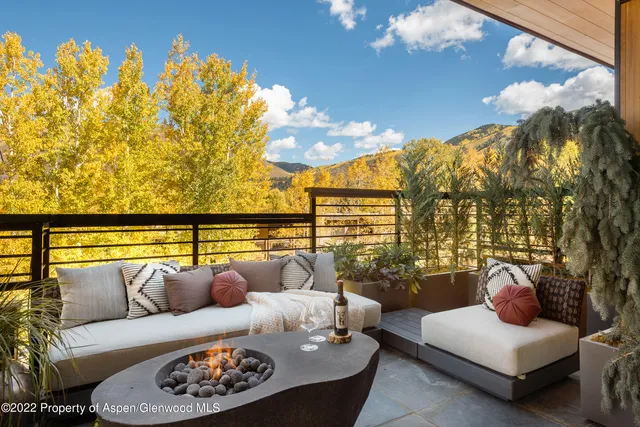 $200,000 | 120 Juan Street, Aspen, CO 81611