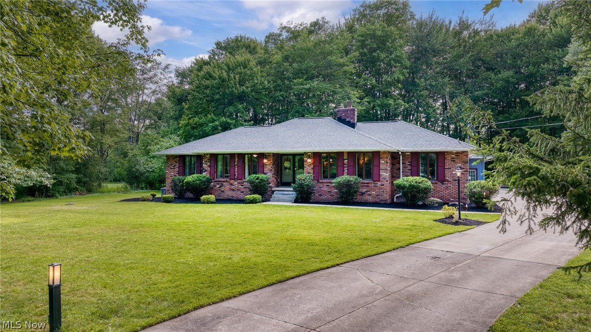 4830 Som Center Road Moreland Hills, OH 44022 - Photo 3 of 48