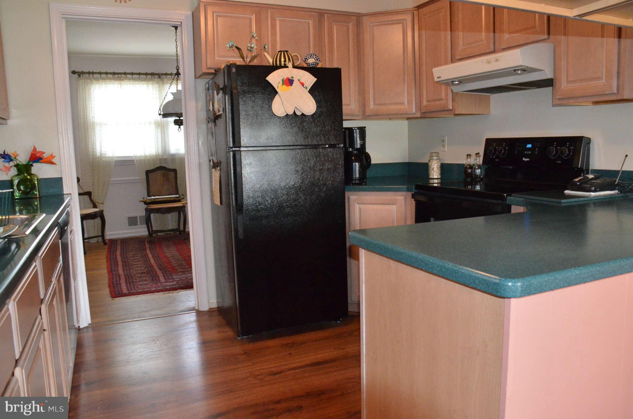 13307 Tamarack Road Silver Spring, MD 20904 - Photo 5 of 10 Kitchen