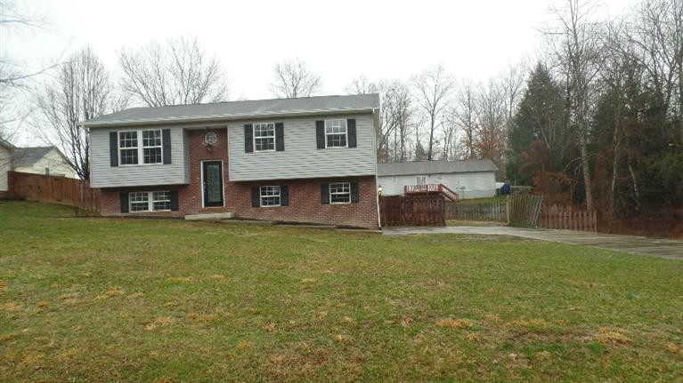 3033 Riverside Springs Drive London, KY 40744 - Photo 3 of 21 Photo 3
