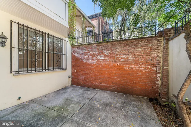 $295,000 | 1205 Spruce Street, Unit 2, Philadelphia, PA 19107