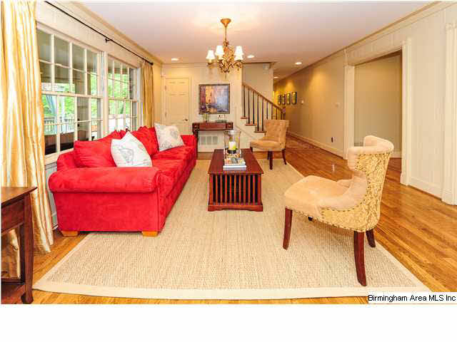 1608 Wellington View Road Birmingham, AL 35209 - Photo 7 of 32