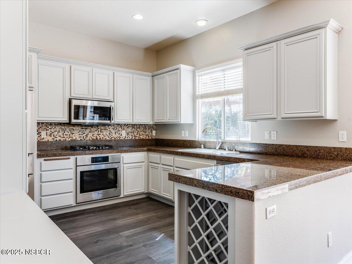 3854 Celestial Way Lompoc, CA 93436 - Photo 13 of 48 20-Central Coast Media & Marketing _ 385