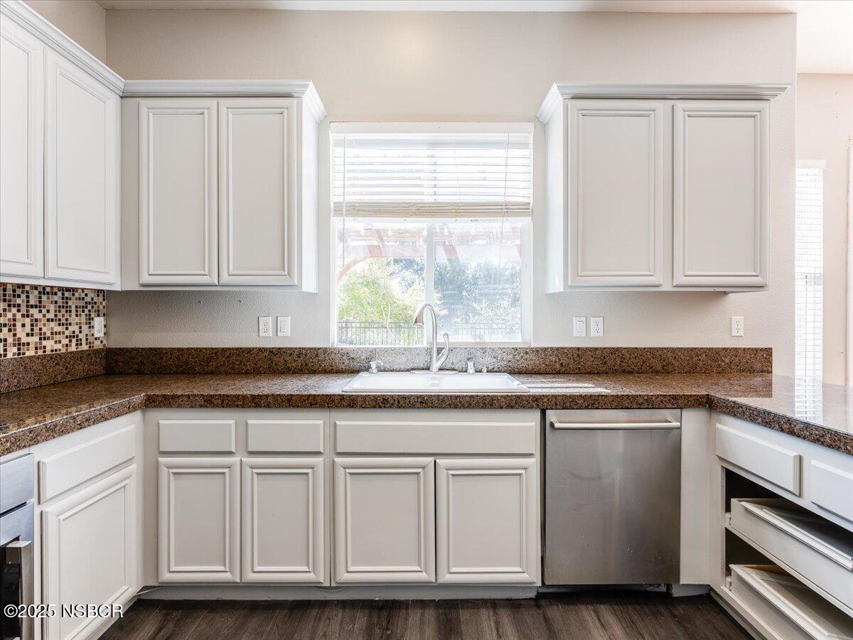 3854 Celestial Way Lompoc, CA 93436 - Photo 17 of 48 21-Central Coast Media & Marketing _ 385