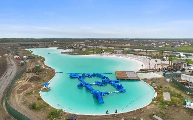 $314,000 | 1010 South Oakhurst Drive, Dayton, TX 77535