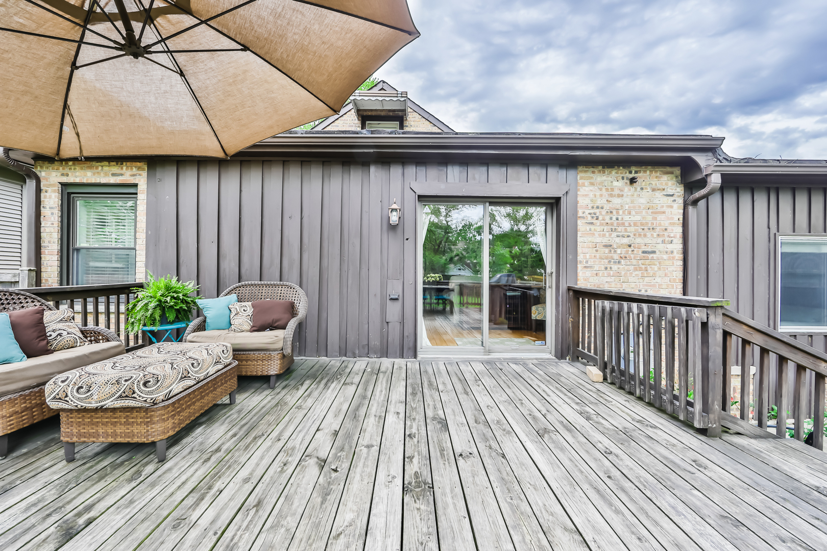385 Addison Road Riverside, IL 60546 - Photo 29 of 35