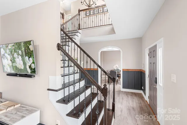 a view of a storage & utility room with washer and dryer