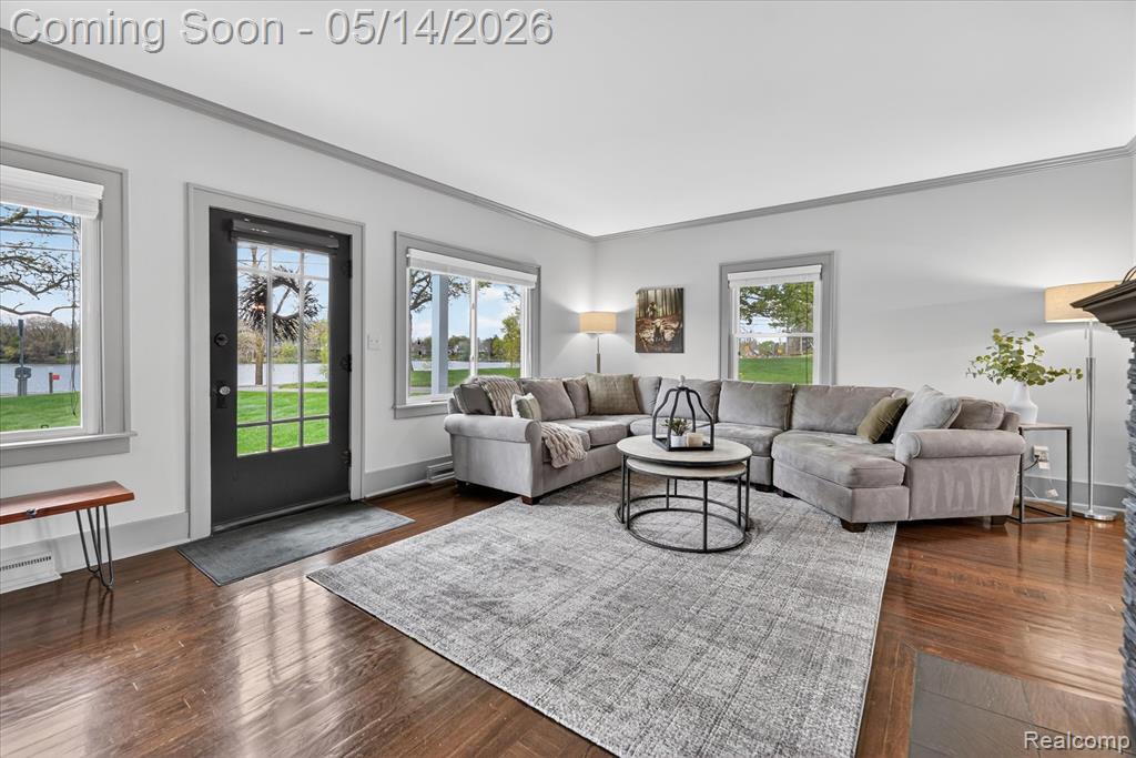 12409 Fenton Road Fenton, MI 48430 - Photo 4 of 61