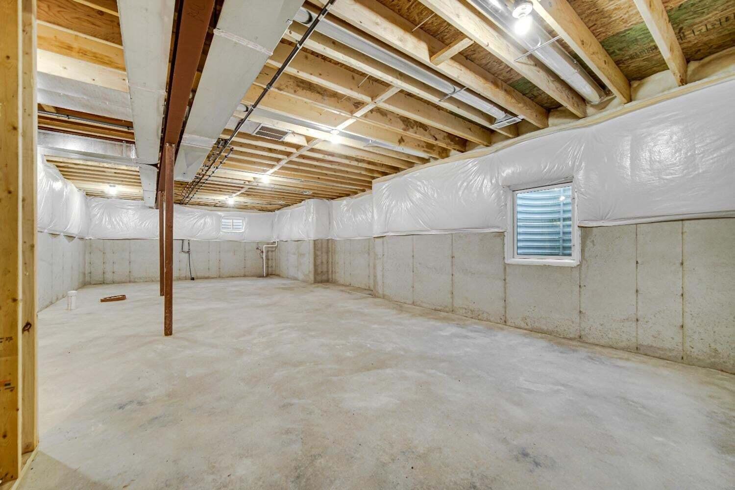 712 Verdano Terrace Crown Point, IN 46307 - Photo 22 of 24 a view of an empty room