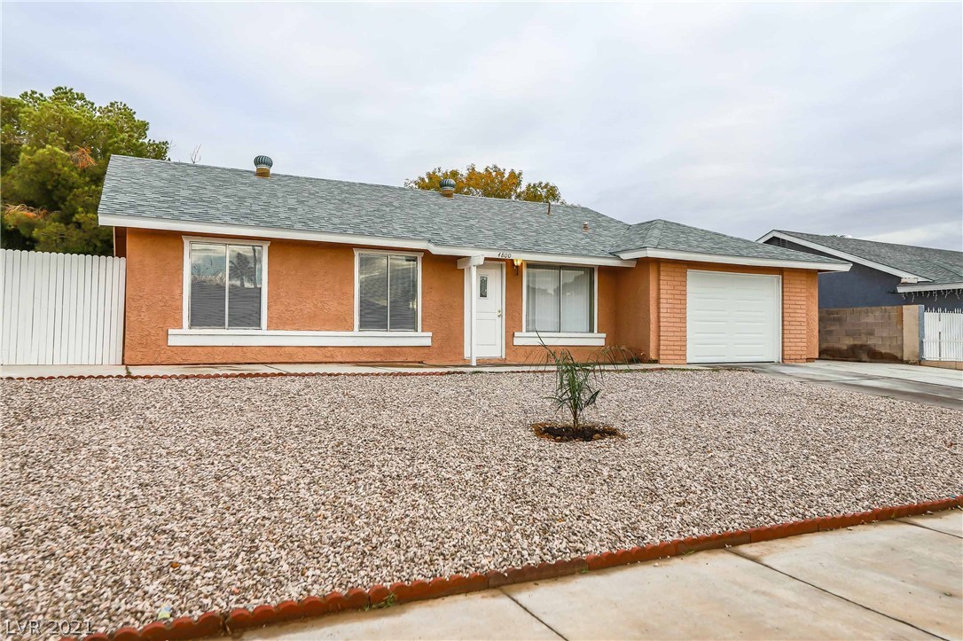 4800 Fernley Way Las Vegas, NV 89110 - Photo 2 of 36