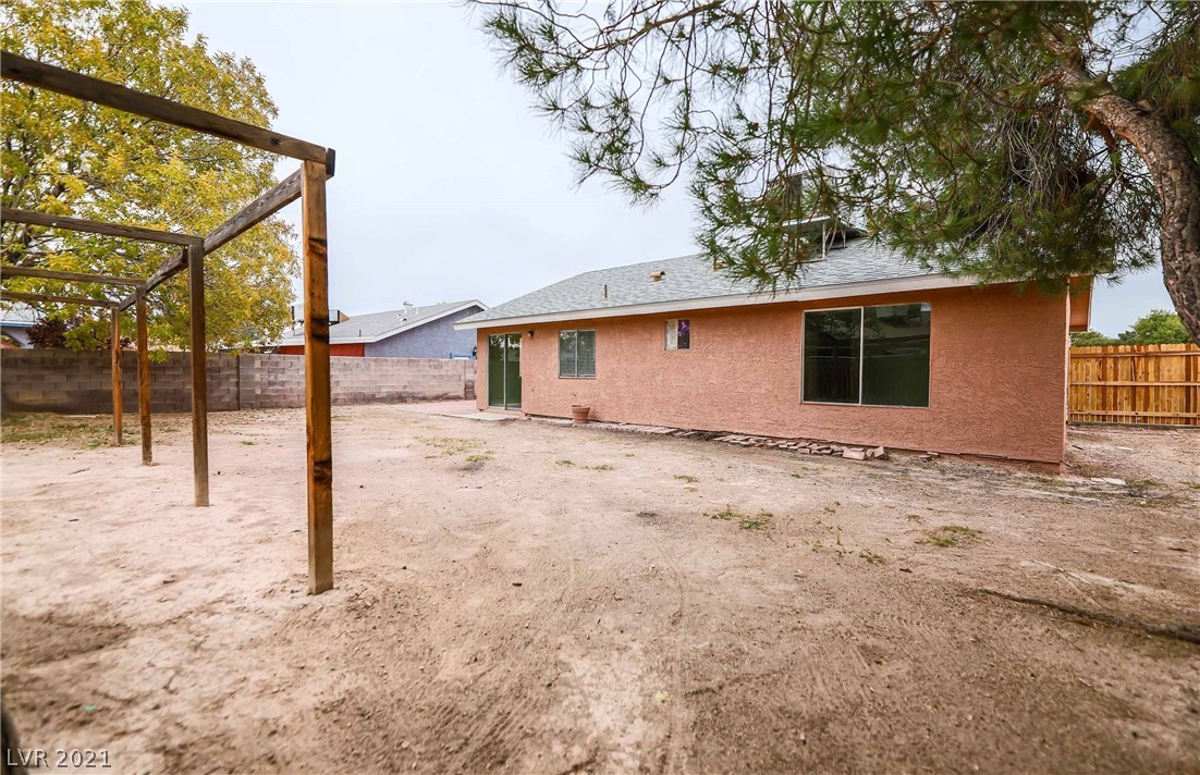 4800 Fernley Way Las Vegas, NV 89110 - Photo 32 of 36