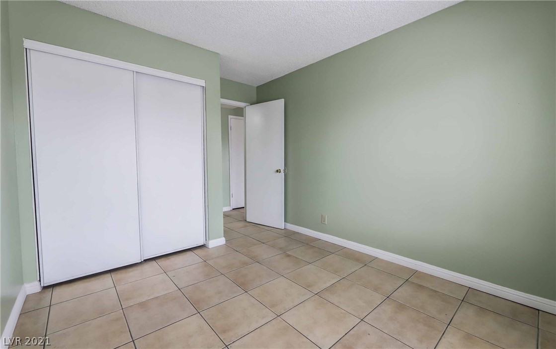 4800 Fernley Way Las Vegas, NV 89110 - Photo 9 of 36