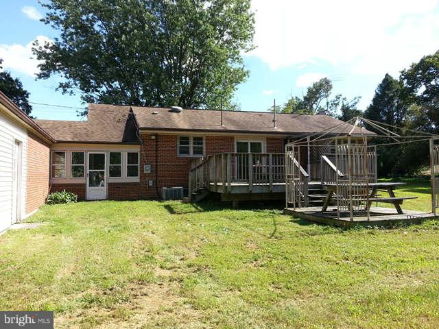 7204 Bowers Road Frederick, MD 21702 - Photo 25 of 26 a view of a house with a yard balcony and sitting area