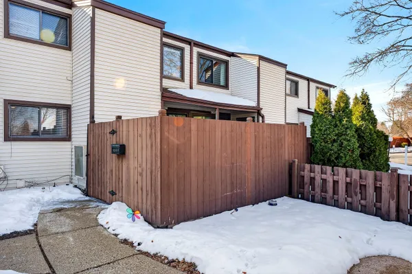 $129,000 | 8305 North 107th Street, Unit F, Milwaukee, WI 53224