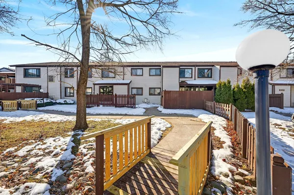 $129,000 | 8305 North 107th Street, Unit F, Milwaukee, WI 53224