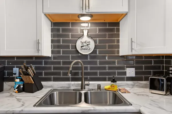 $129,000 | 8305 North 107th Street, Unit F, Milwaukee, WI 53224