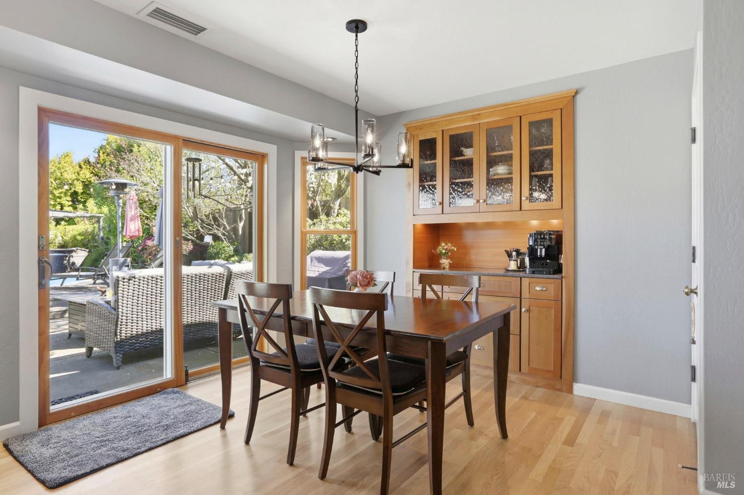 6 Gothic Drive Novato, CA 94947 - Photo 13 of 63