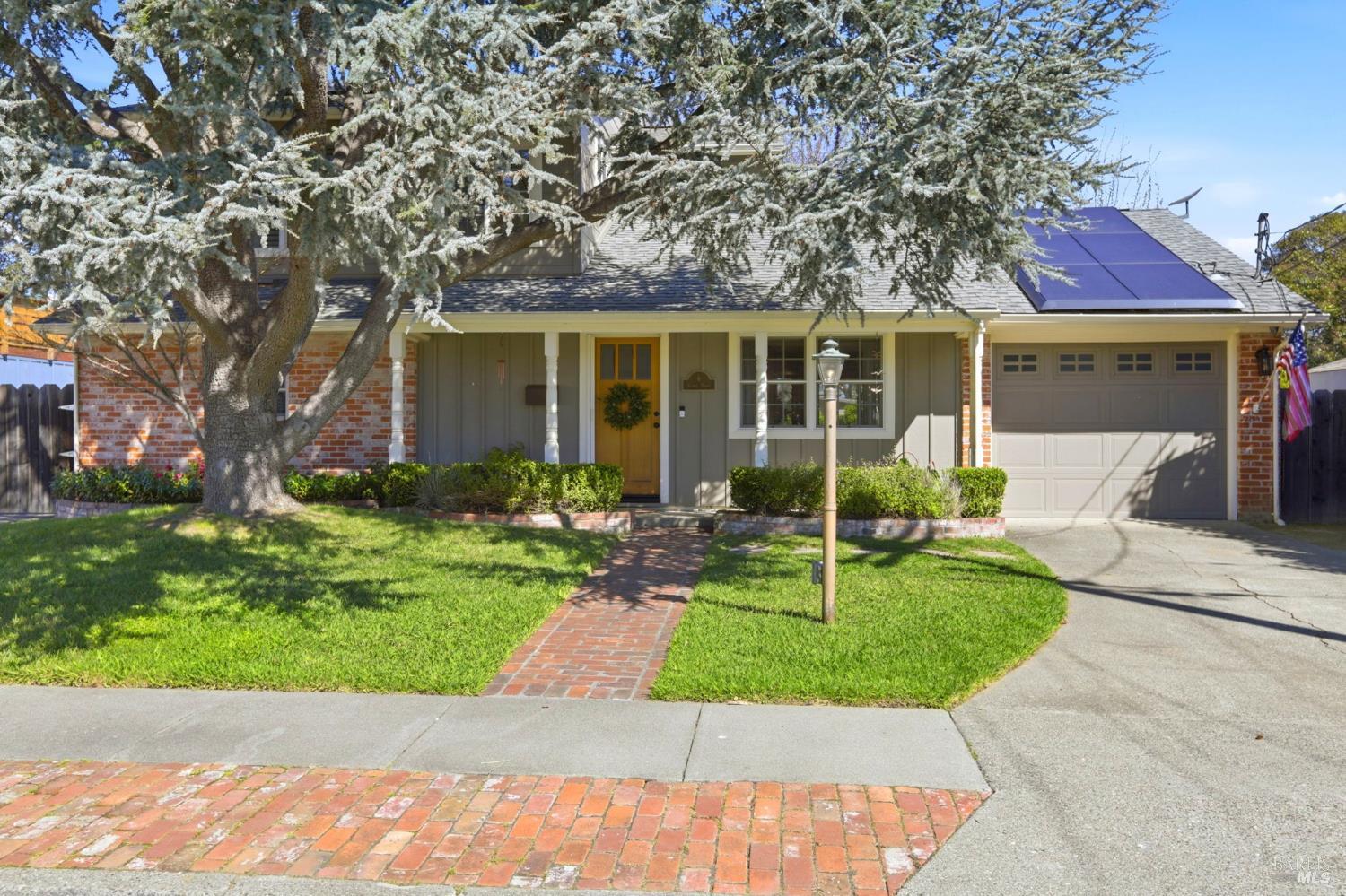 6 Gothic Drive Novato, CA 94947 - Photo 2 of 63
