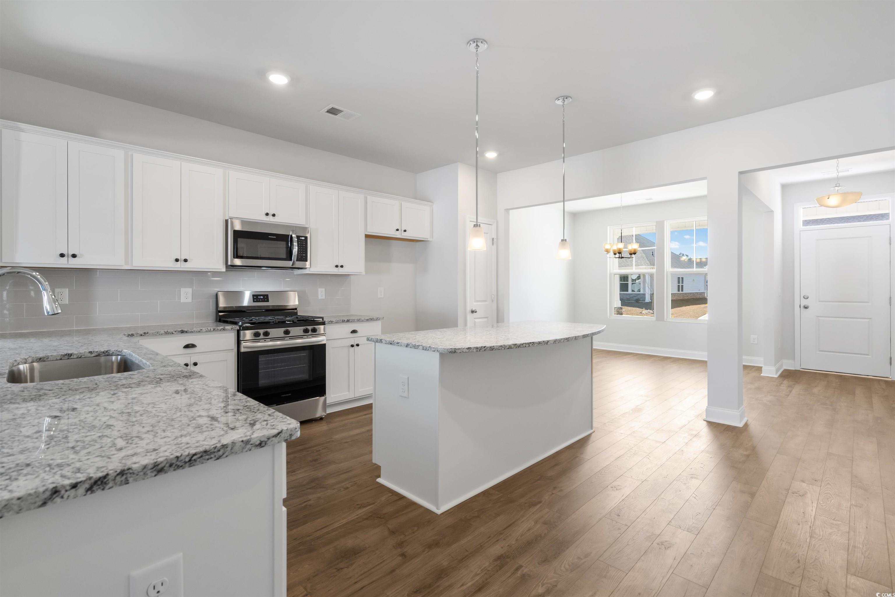 2473 Campton Loop Conway, SC 29527 - Photo 7 of 40