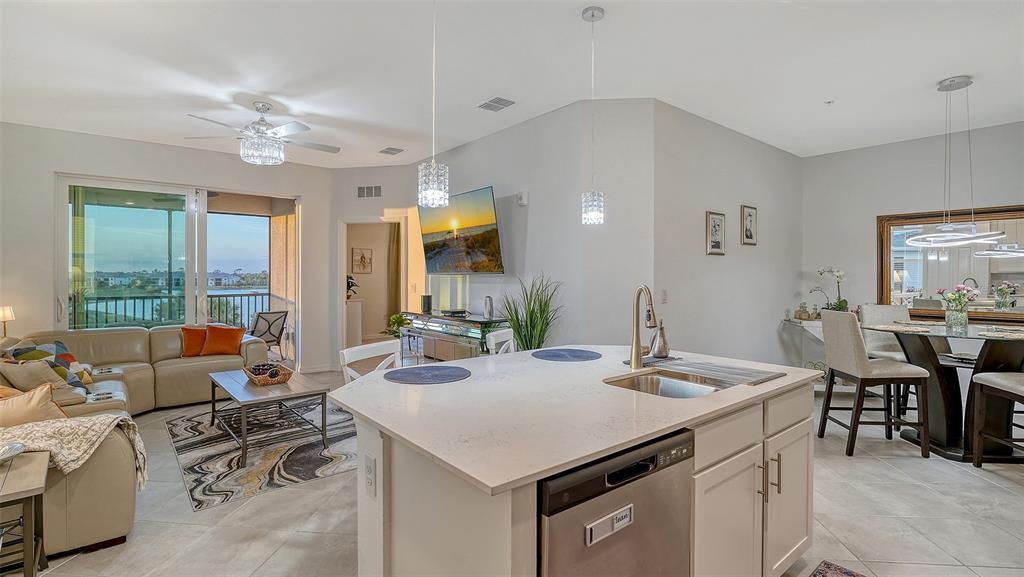 12140 Wellen Golf Street, Unit 301 Venice, FL 34293 - Photo 15 of 85