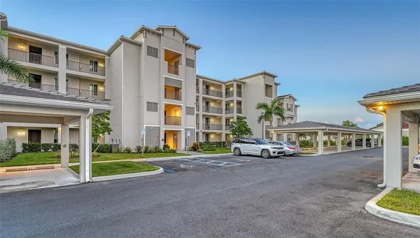 $6,500 | 12140 Wellen Golf Street, Unit 301, Venice, FL 34293