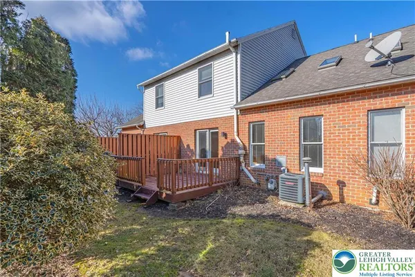 $2,395 | 364 Biondo Court, Bethlehem, PA 18017