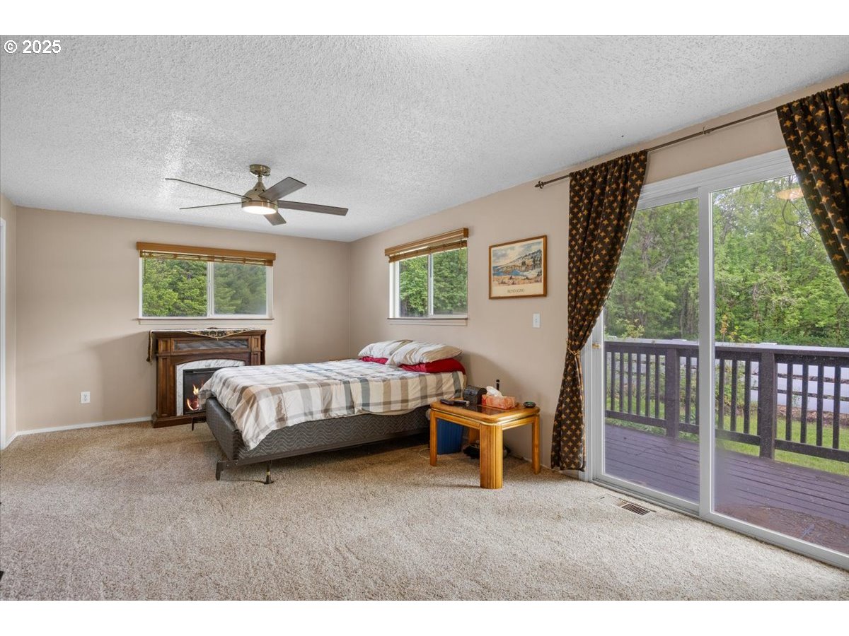 4819 Elgarose Road Roseburg, OR 97471 - Photo 15 of 30 Gallery Image 15