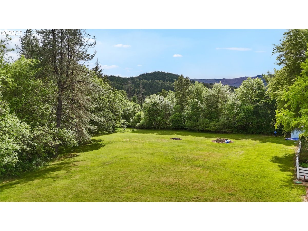 4819 Elgarose Road Roseburg, OR 97471 - Photo 24 of 30 Gallery Image 24