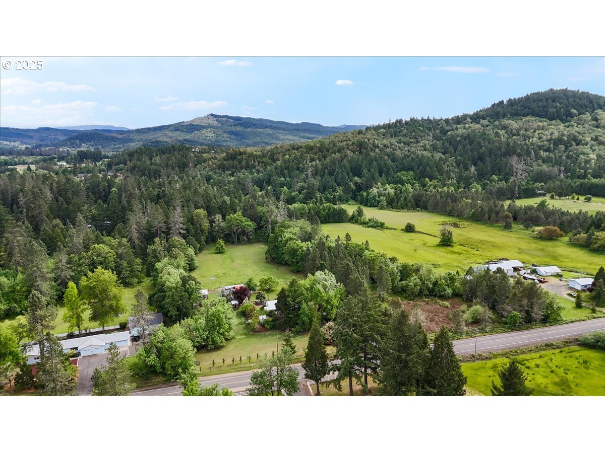 4819 Elgarose Road Roseburg, OR 97471 - Photo 26 of 30 Gallery Image 26