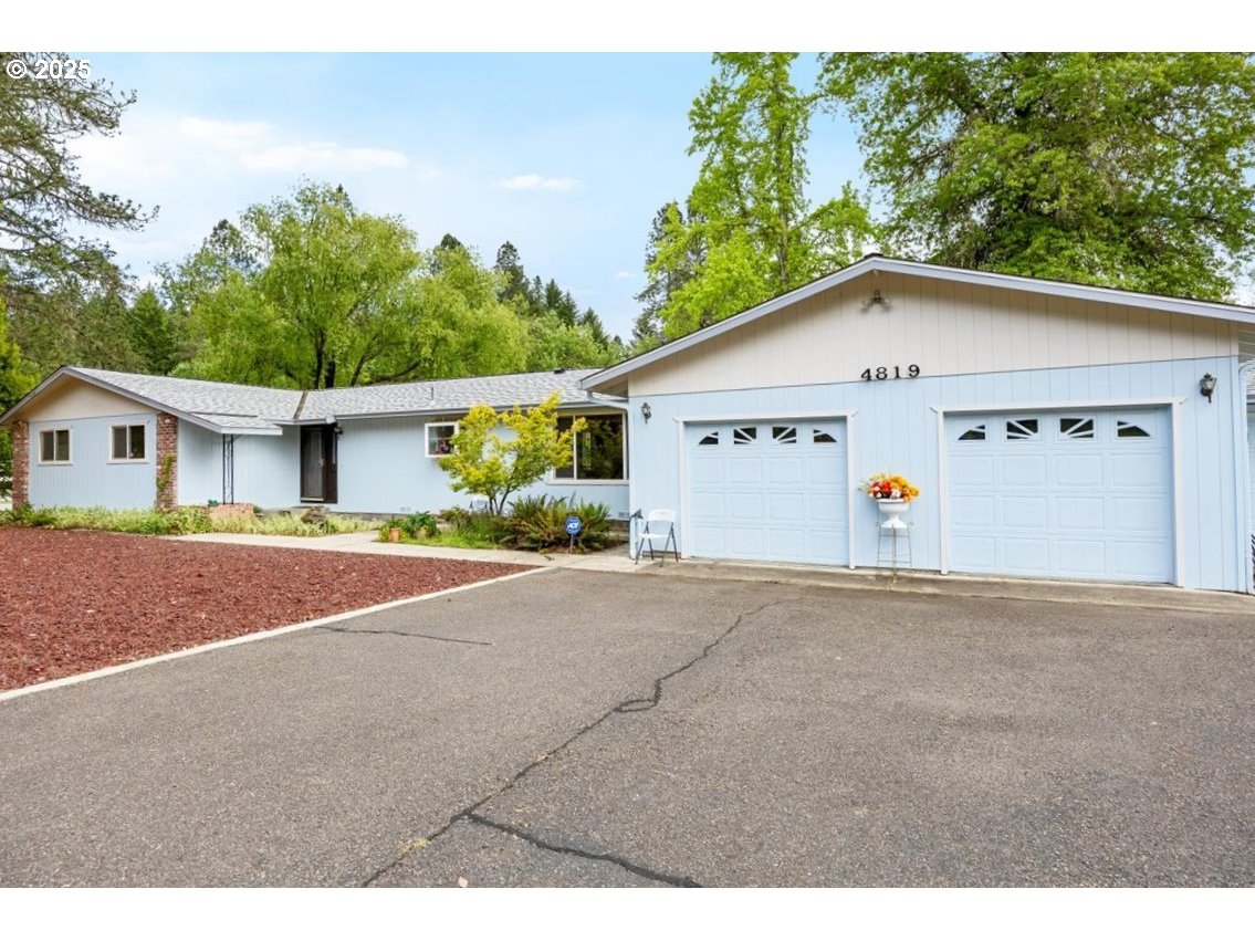 4819 Elgarose Road Roseburg, OR 97471 - Photo 3 of 30 Gallery Image 3