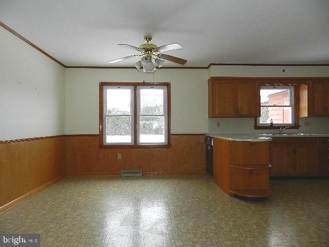 239 Diller Road Hanover, PA 17331 - Photo 10 of 27 Dining Area