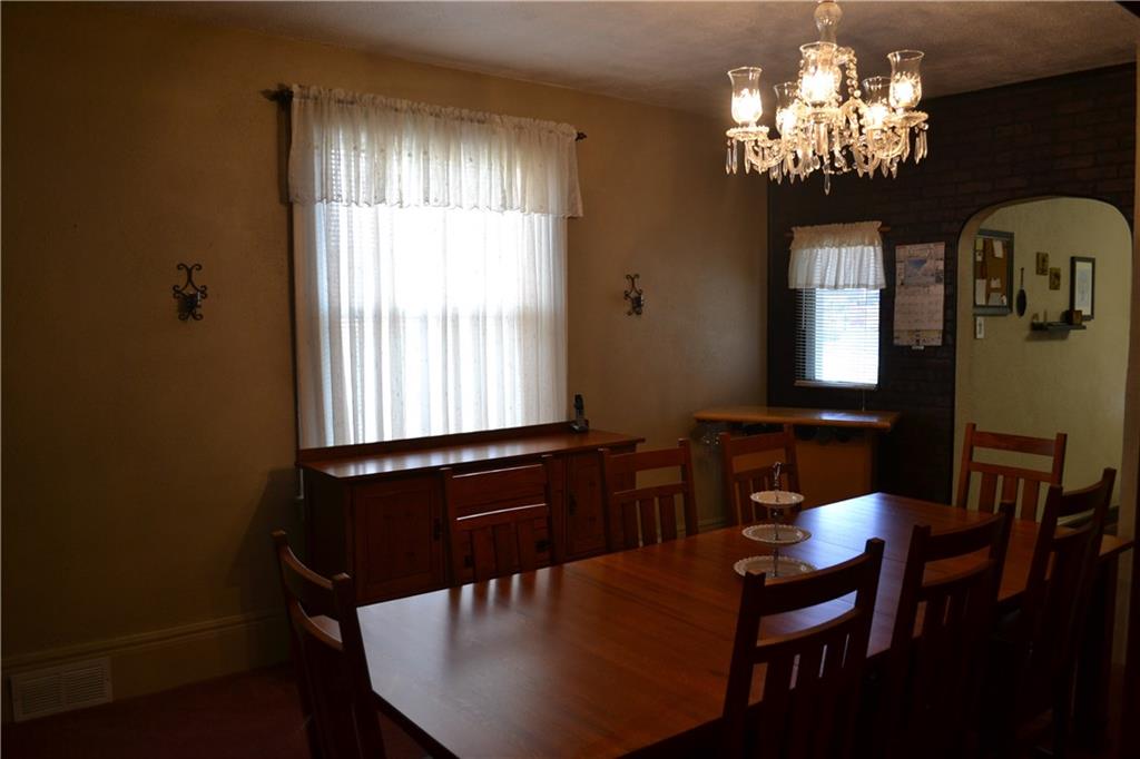 65 Frazier Avenue McKees Rocks, PA 15136 - Photo 6 of 25