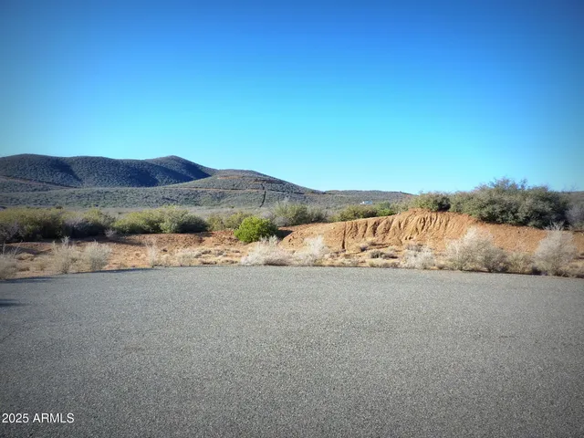 $250,000 | 402 East Woodland Way, Unit 6, Dewey, AZ 86327