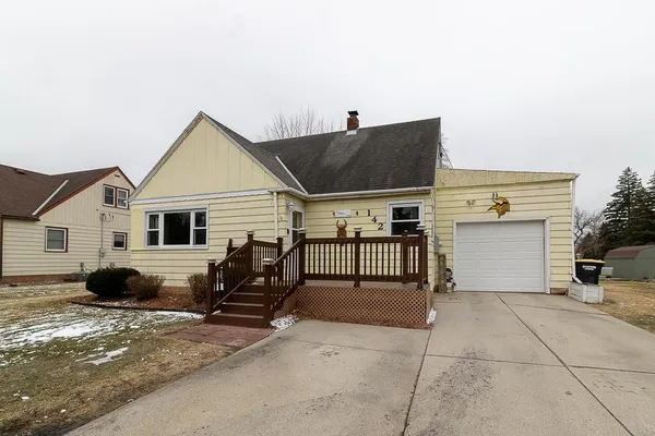 $129,900 | 142 3rd Avenue Southwest, Winnebago, MN 56098