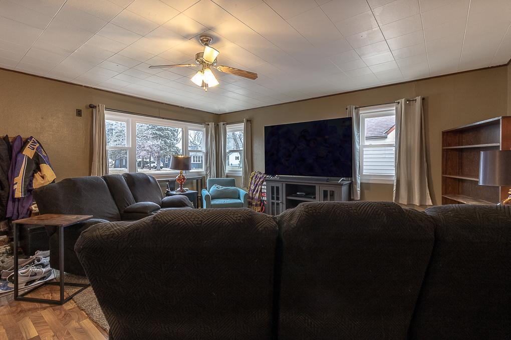 142 3rd Avenue Southwest Winnebago, MN 56098 - Photo 5 of 34