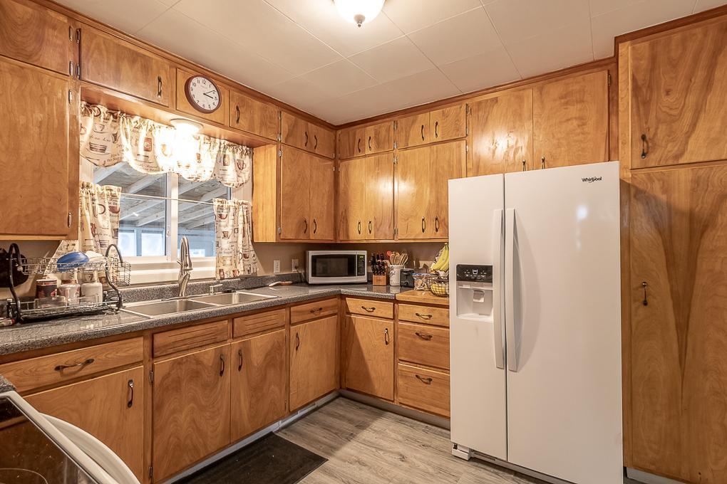 142 3rd Avenue Southwest Winnebago, MN 56098 - Photo 7 of 34